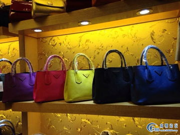 精选品质服饰鞋帽箱包，赠予挚爱家人的贴心之选